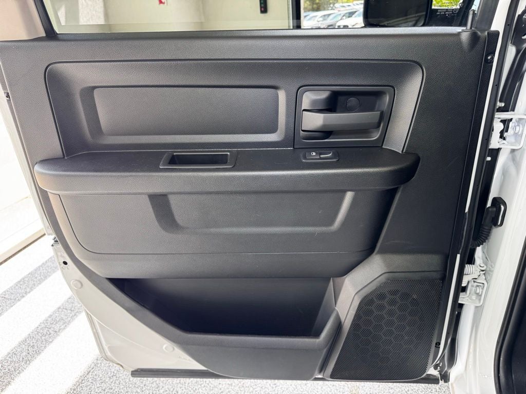2024 RAM 1500 Classic Tradesman