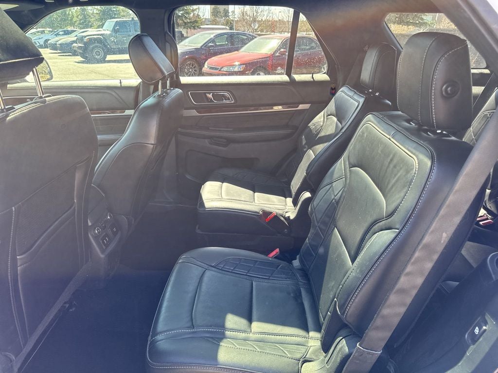 2019 Ford Explorer Platinum
