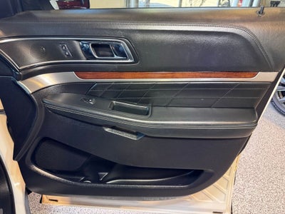 2019 Ford Explorer Platinum