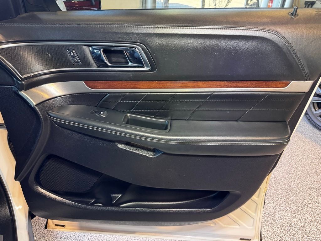 2019 Ford Explorer Platinum