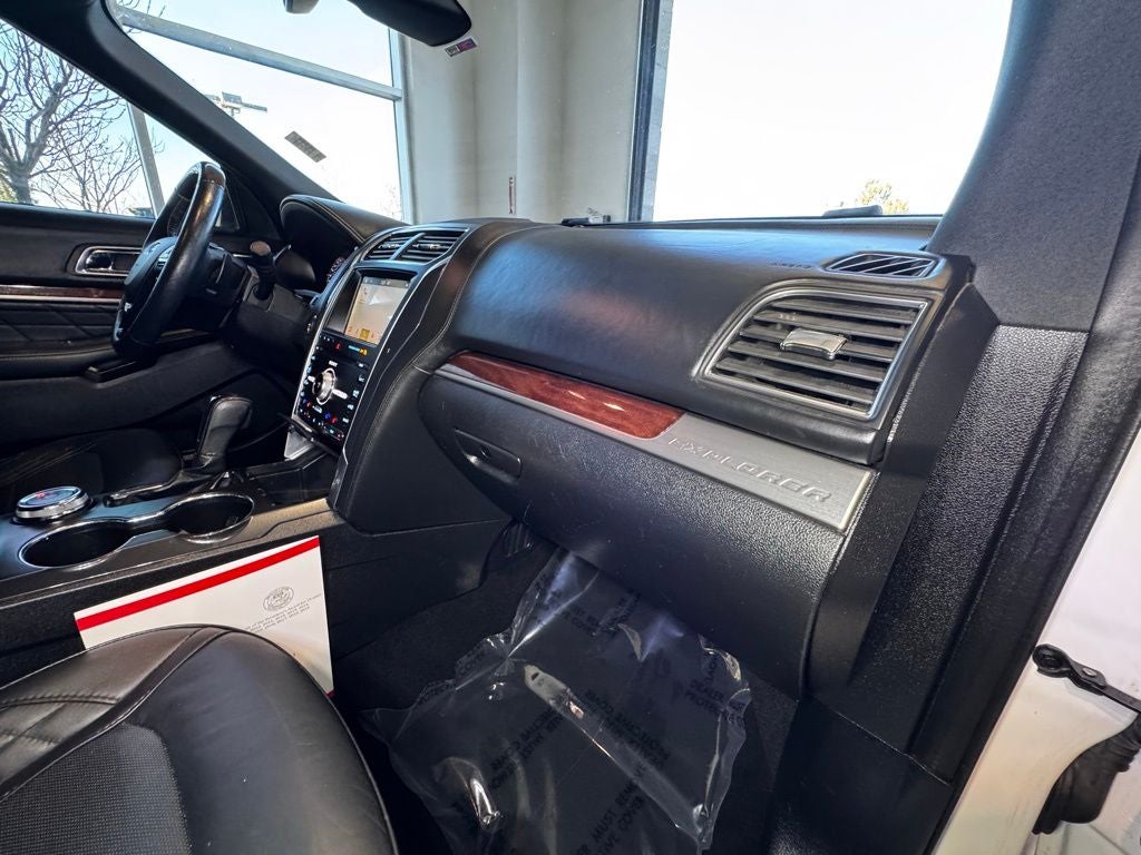 2019 Ford Explorer Platinum