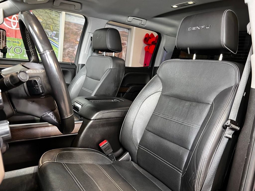 2017 GMC Sierra 2500HD Denali