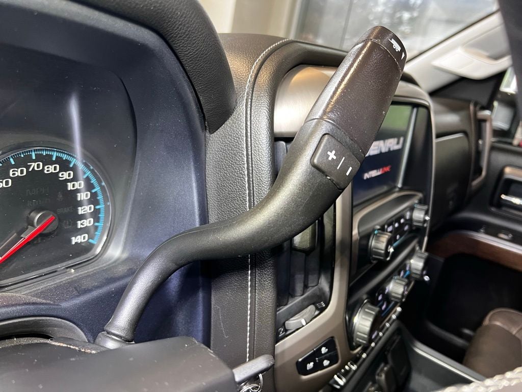 2017 GMC Sierra 2500HD Denali