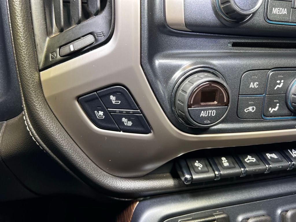 2017 GMC Sierra 2500HD Denali