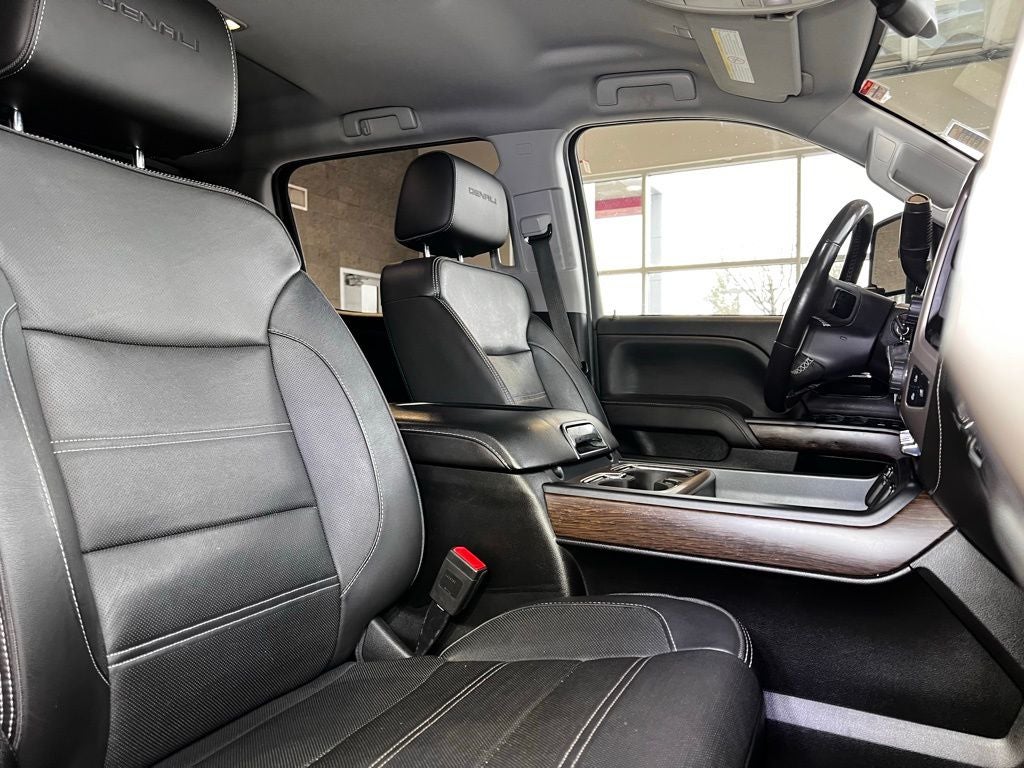 2017 GMC Sierra 2500HD Denali