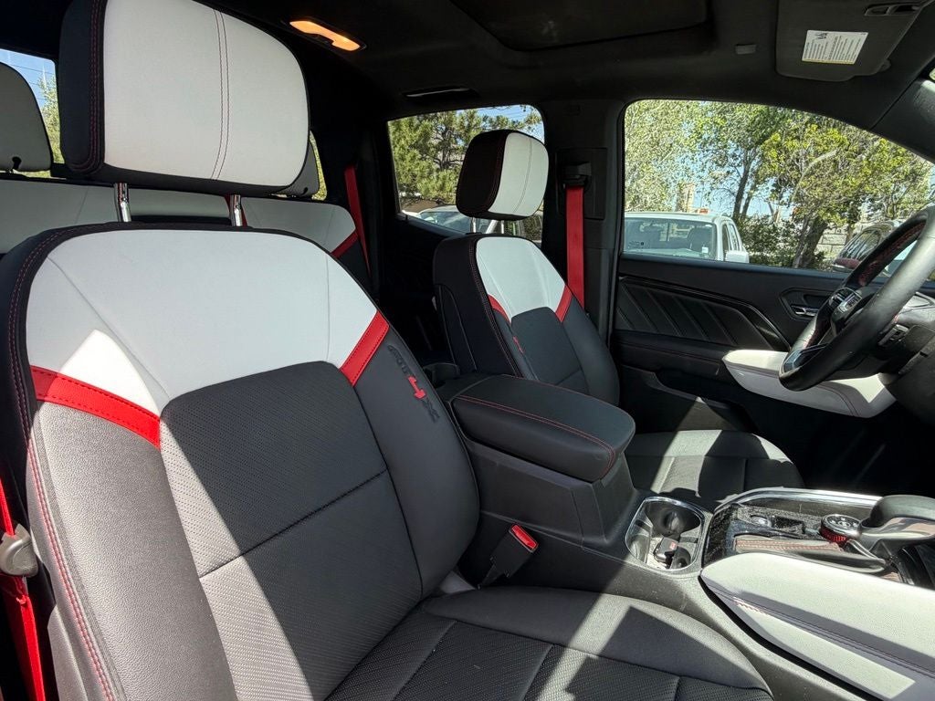 2023 GMC Canyon AT4X