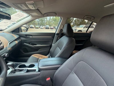2021 Nissan Altima 2.5 SV