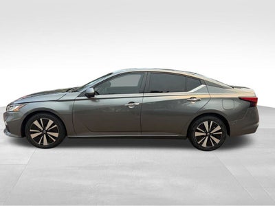 2021 Nissan Altima 2.5 SV