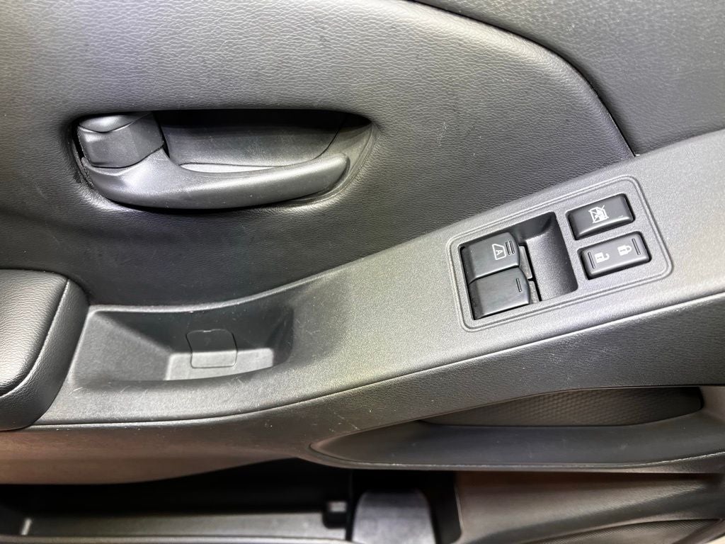 2025 Nissan Frontier S