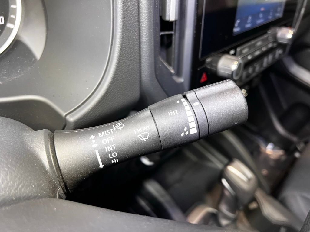 2025 Nissan Frontier S