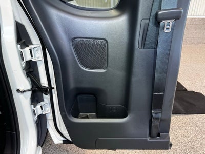 2025 Nissan Frontier S