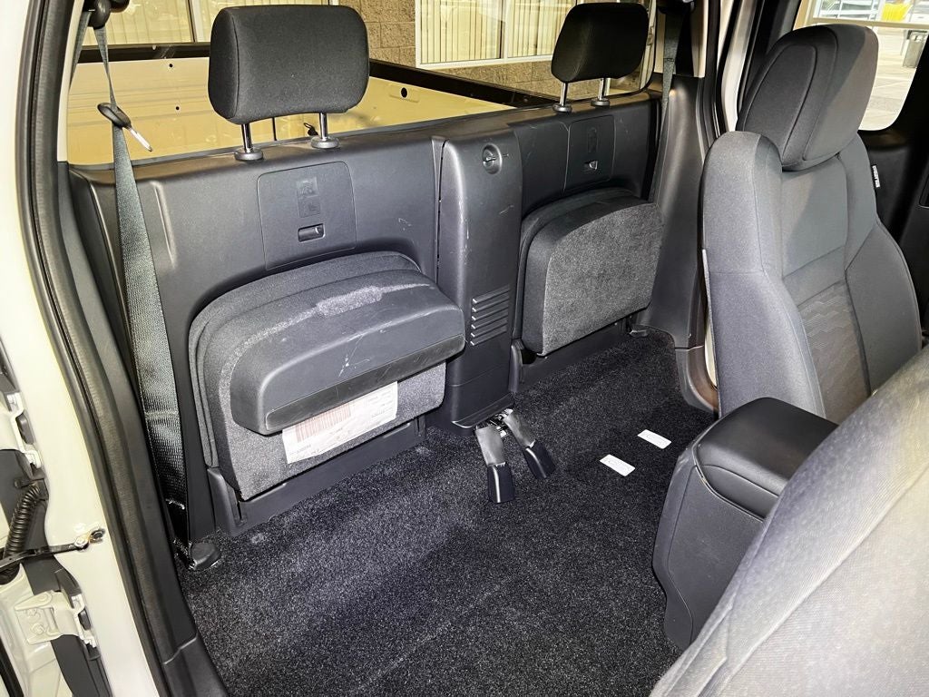 2025 Nissan Frontier S