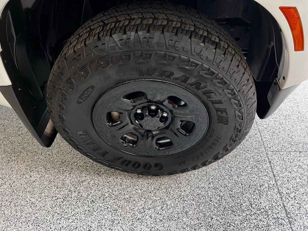 2025 Nissan Frontier S