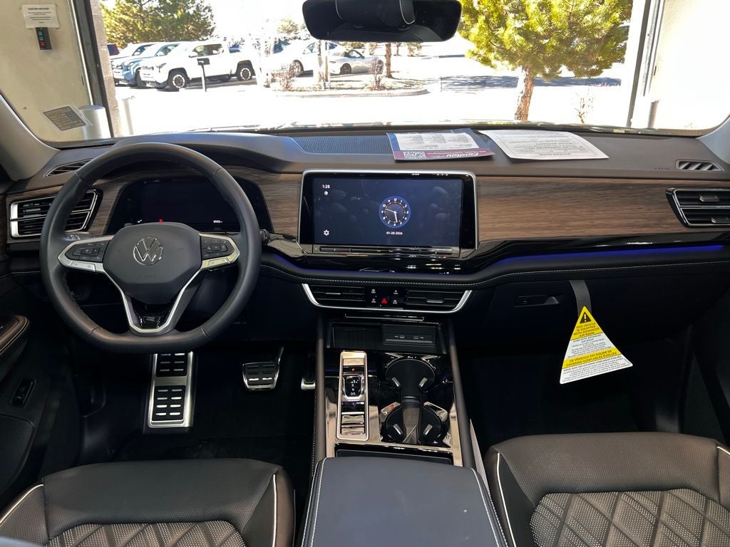 2025 Volkswagen Atlas 2.0T SEL Premium R-Line