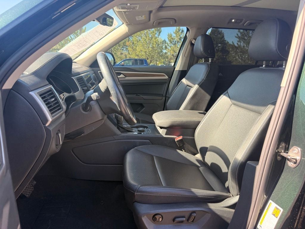 2021 Volkswagen Atlas 2.0T SE w/Technology