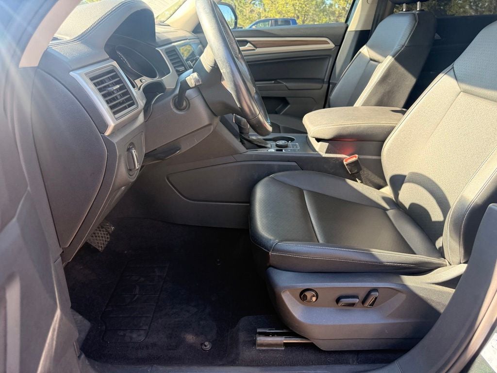 2021 Volkswagen Atlas 2.0T SE w/Technology