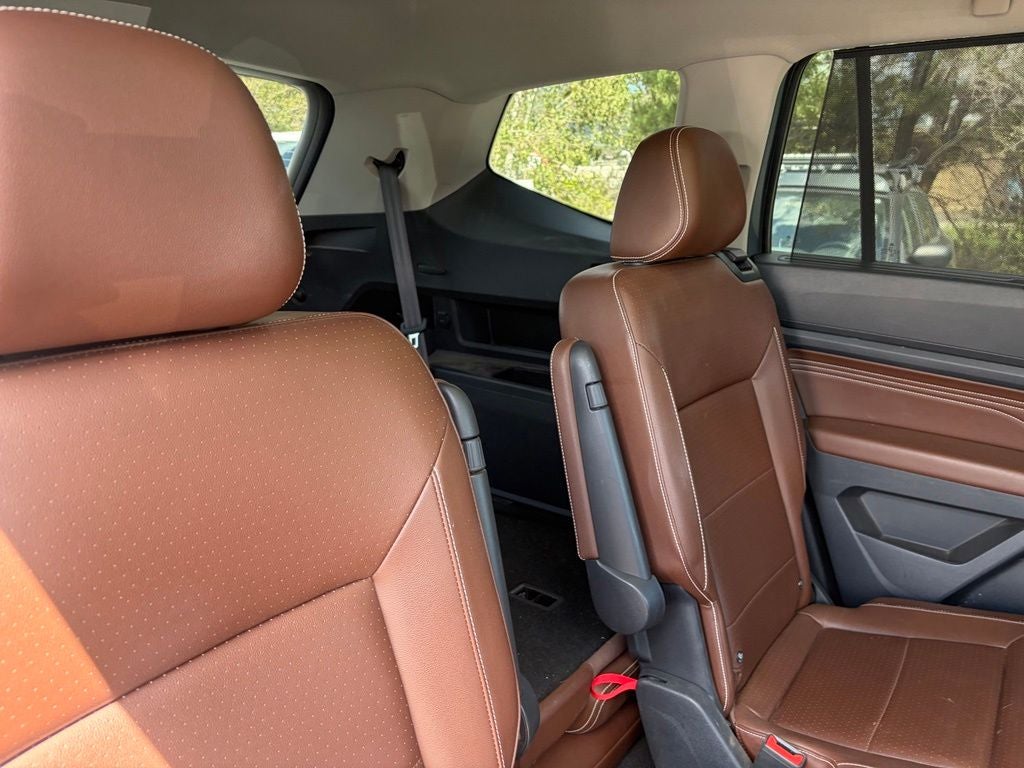 2022 Volkswagen Atlas 3.6L V6 SE w/Technology