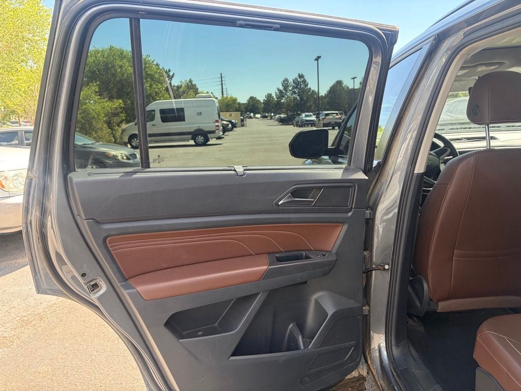 2022 Volkswagen Atlas 3.6L V6 SE w/Technology