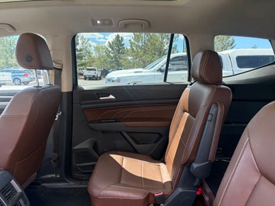 2022 Volkswagen Atlas 3.6L V6 SE w/Technology