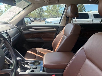 2022 Volkswagen Atlas 3.6L V6 SE w/Technology