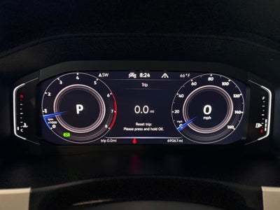 2022 Volkswagen Atlas 3.6L V6 SE w/Technology