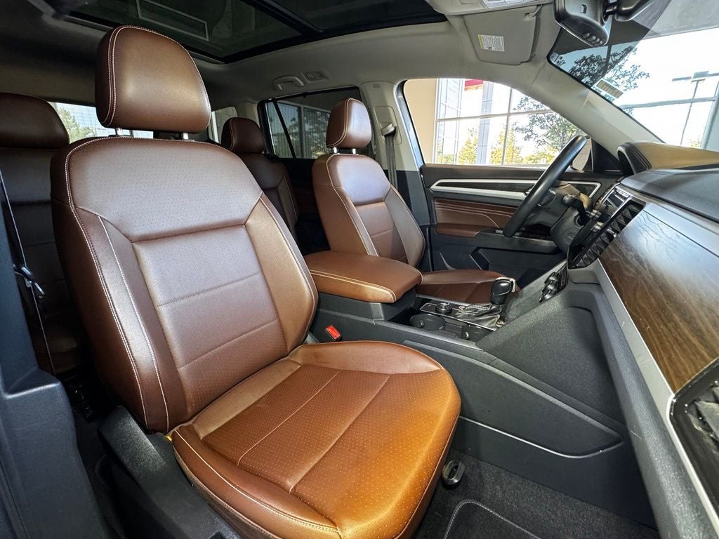 2022 Volkswagen Atlas 3.6L V6 SE w/Technology