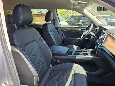 2024 Volkswagen Atlas 2.0T SE