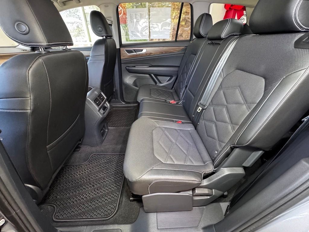2024 Volkswagen Atlas 2.0T SE