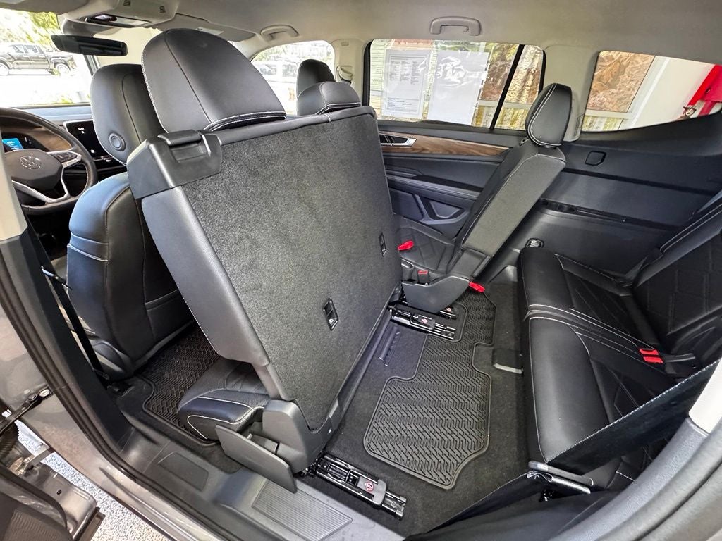 2024 Volkswagen Atlas 2.0T SE