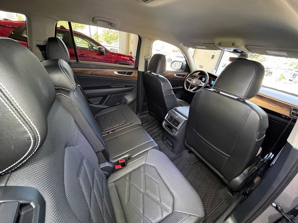 2024 Volkswagen Atlas 2.0T SE