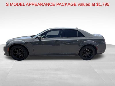 2019 Chrysler 300 S