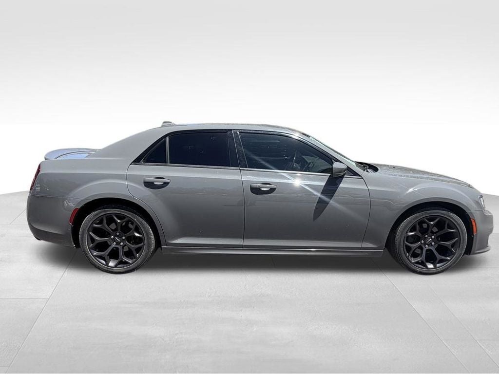 2019 Chrysler 300 S