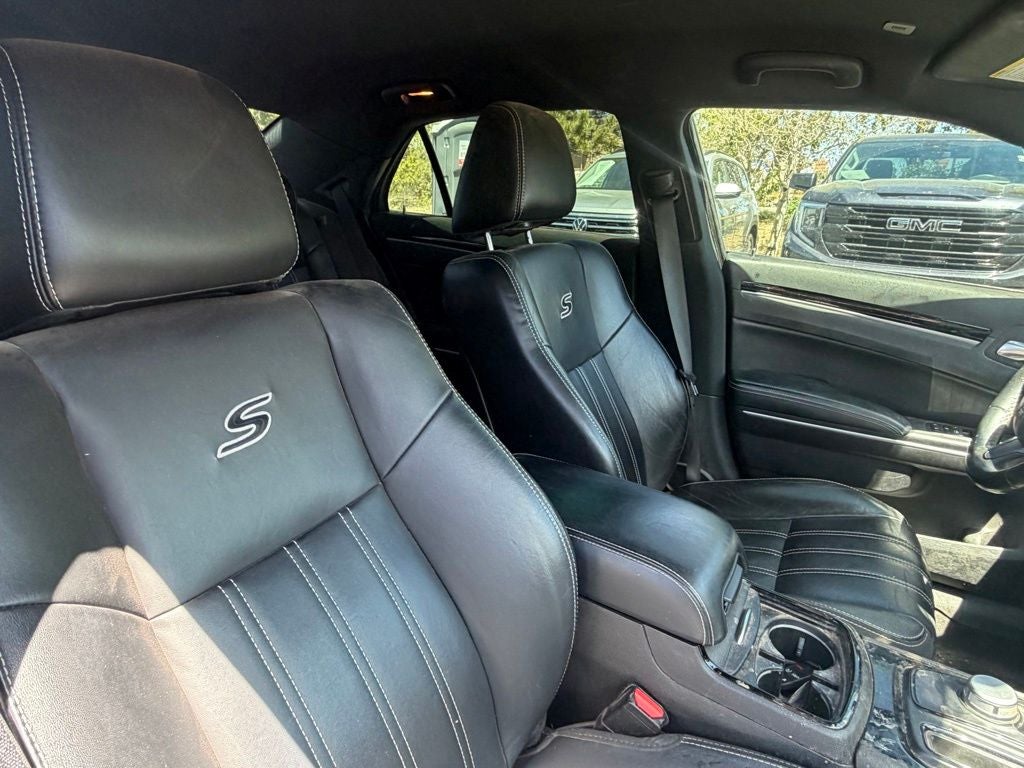 2019 Chrysler 300 S