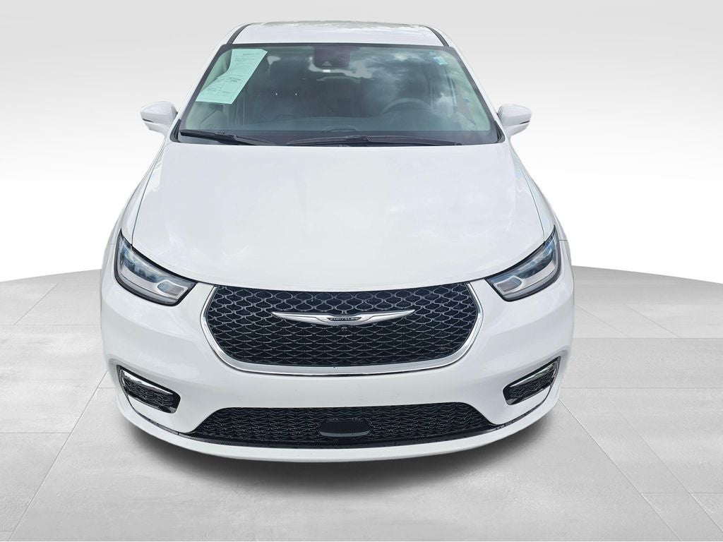 2022 Chrysler Pacifica Hybrid Touring L