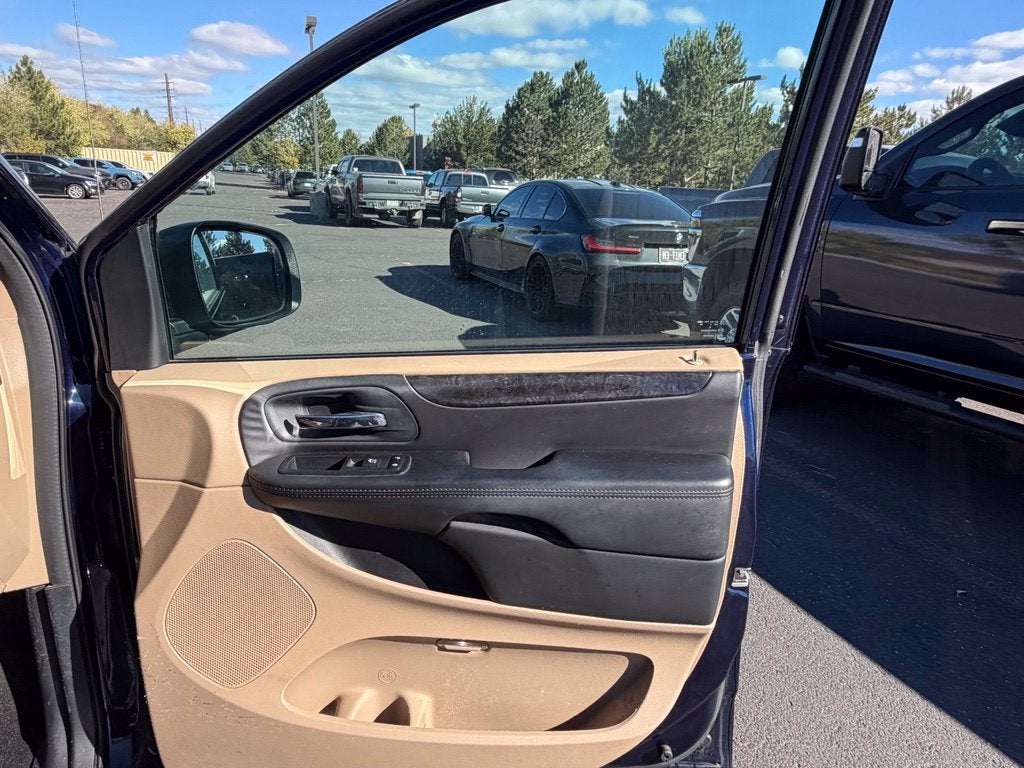 2014 Dodge Grand Caravan SE