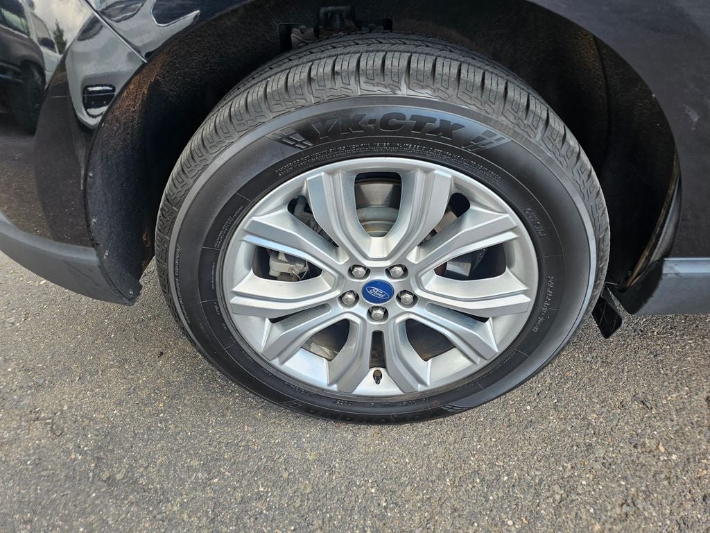 2021 Ford Edge Titanium