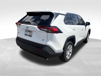 2025 Toyota RAV4 LE