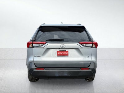 2020 Toyota RAV4 LE