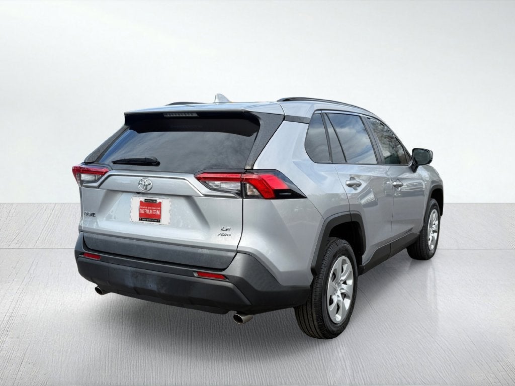 2020 Toyota RAV4 LE