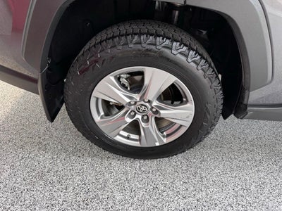 2024 Toyota RAV4 Hybrid LE