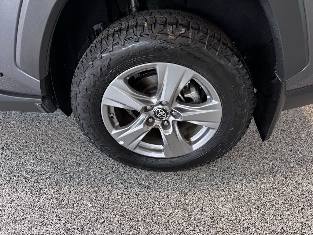 2024 Toyota RAV4 Hybrid LE