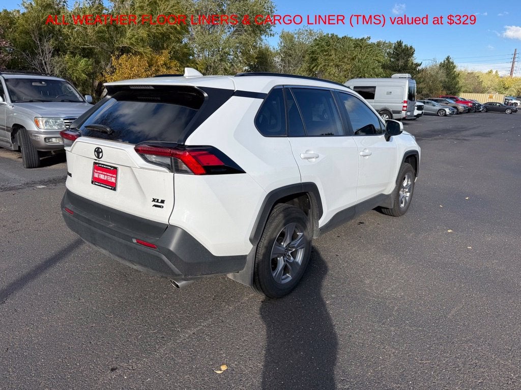 2025 Toyota RAV4 XLE