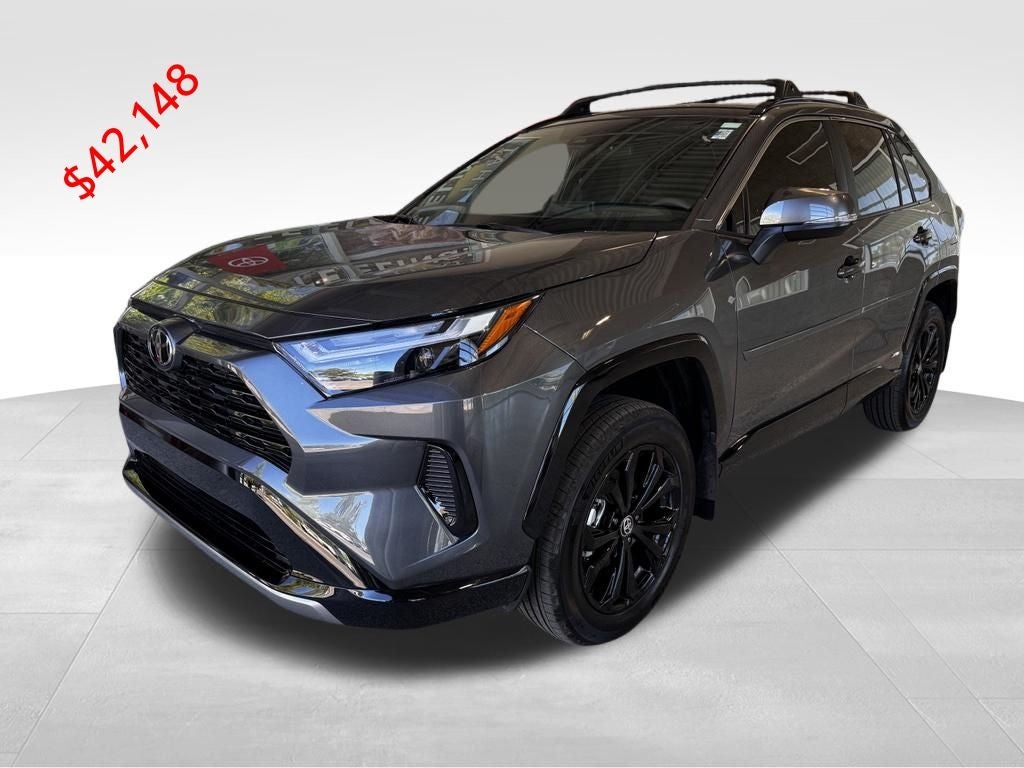 2025 Toyota RAV4 Hybrid SE