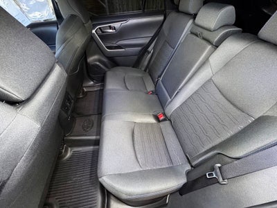 2025 Toyota RAV4 Hybrid SE