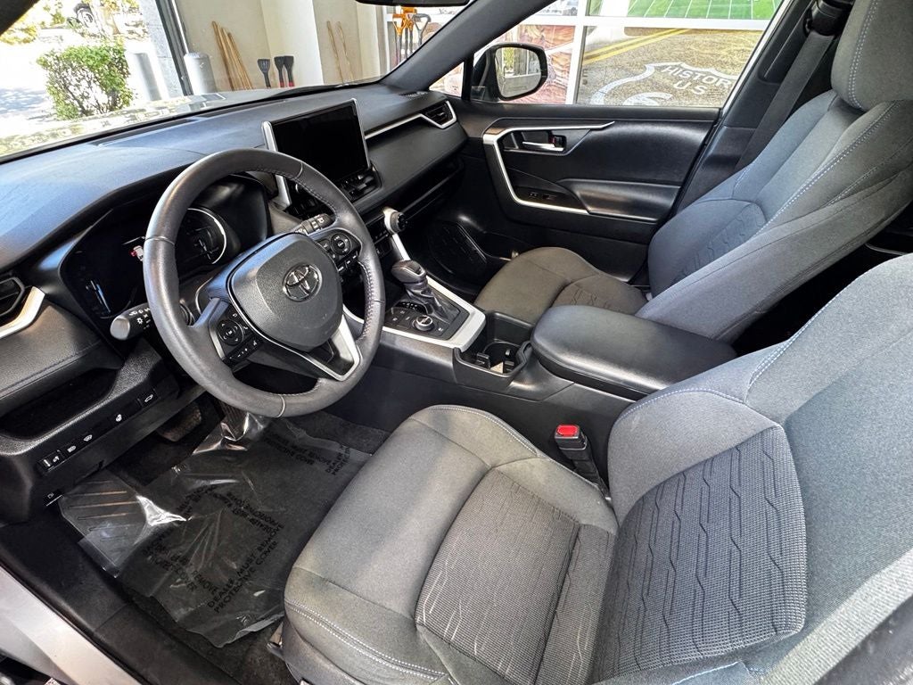 2024 Toyota RAV4 Hybrid SE