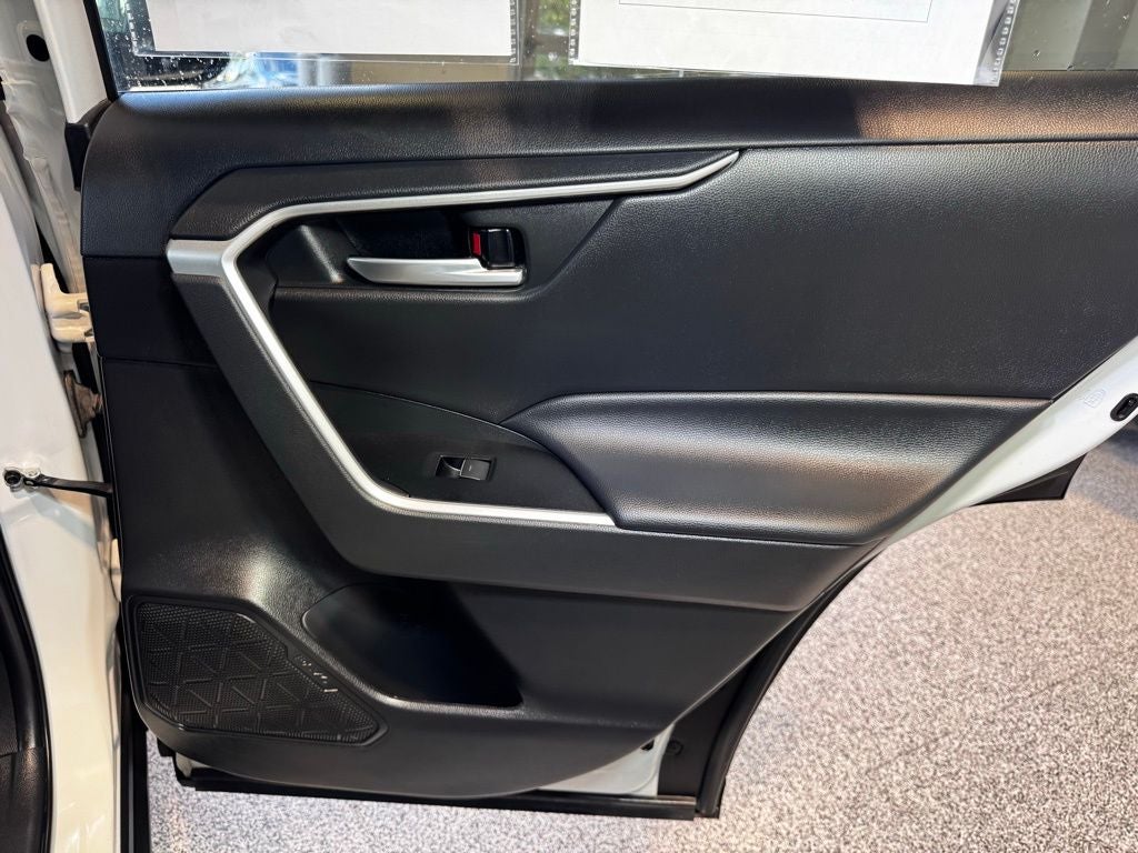 2023 Toyota RAV4 Hybrid Woodland Edition