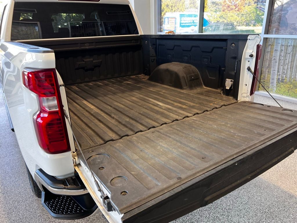 2023 Chevrolet Silverado 1500 LT LT1