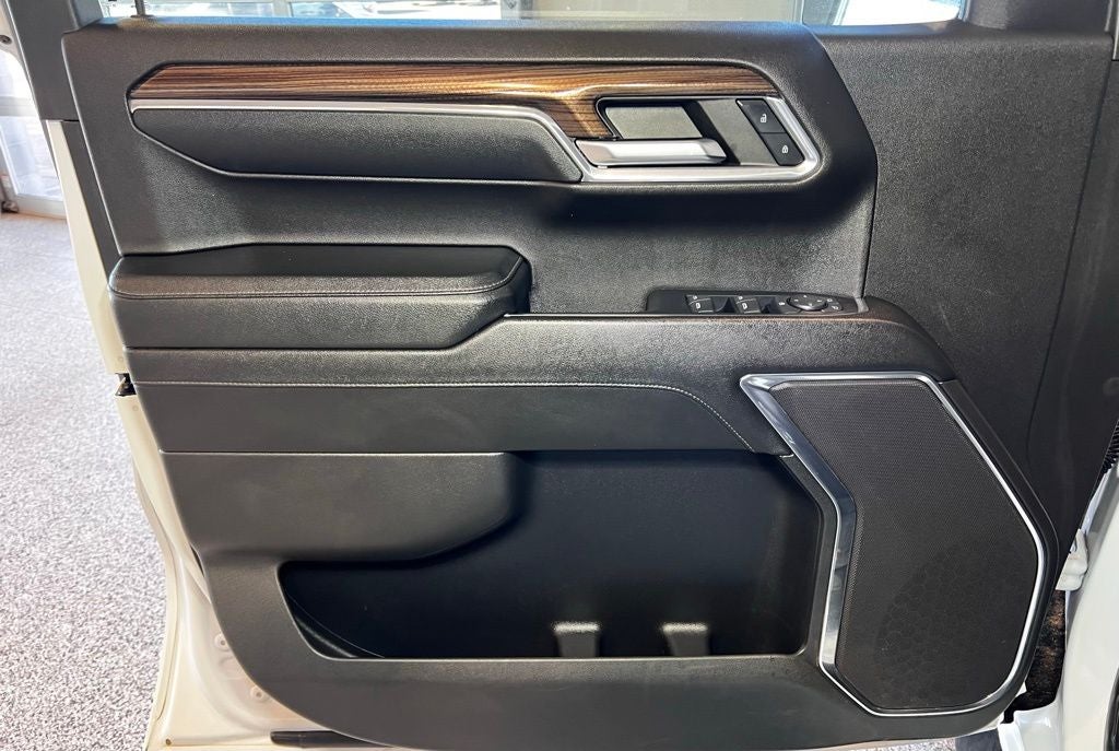 2023 Chevrolet Silverado 1500 LT LT1