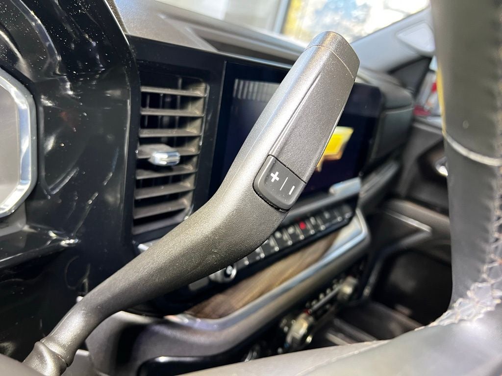 2023 Chevrolet Silverado 1500 LT LT1