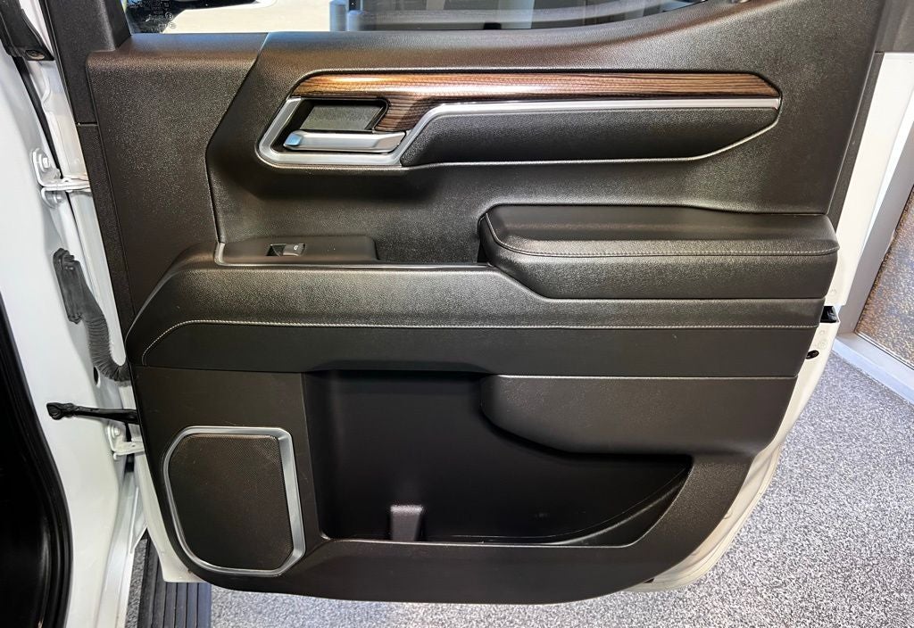 2023 Chevrolet Silverado 1500 LT LT1